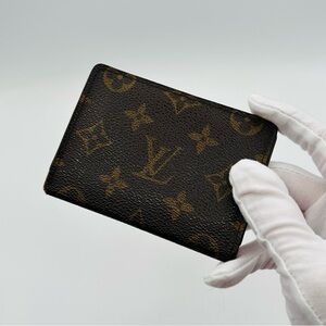 Louis Vuitton Monogram Card Holder